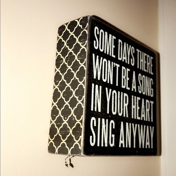 Meet your Posher, Kat - Picture 1 of 1